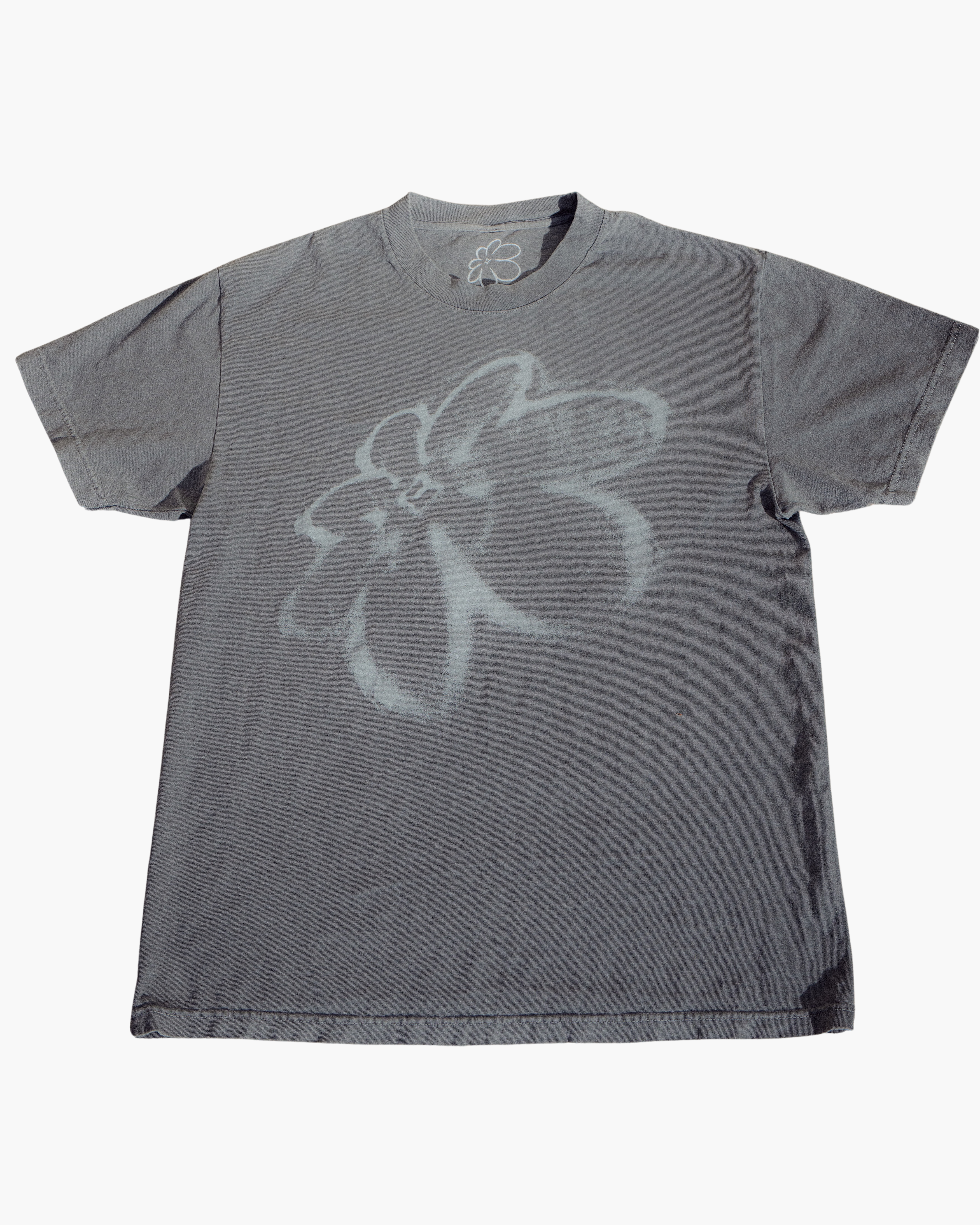 Faded Black Daisy Tee – daisychainsd